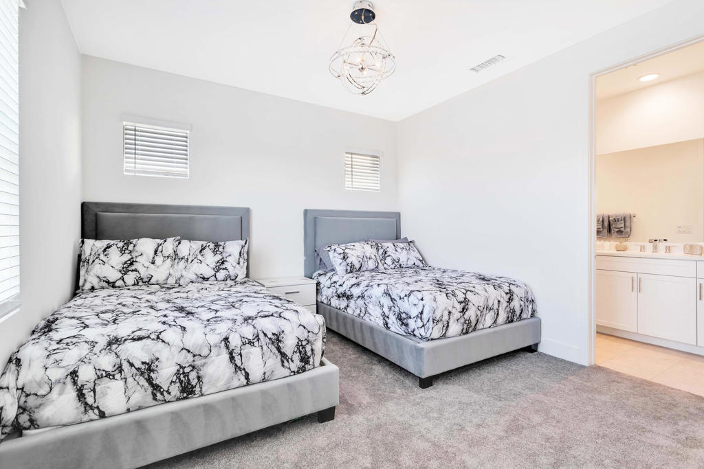 Terra Lago - Residential