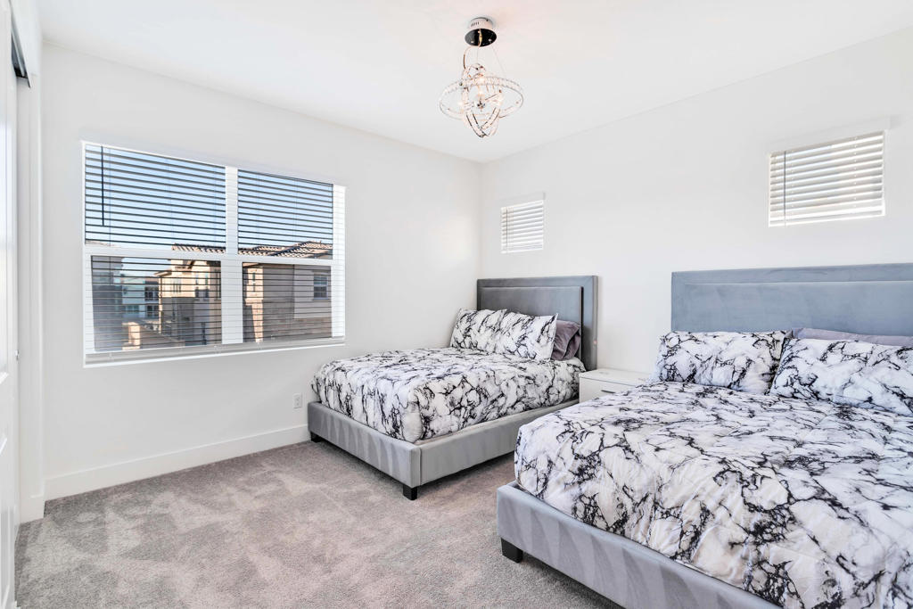 Terra Lago - Residential