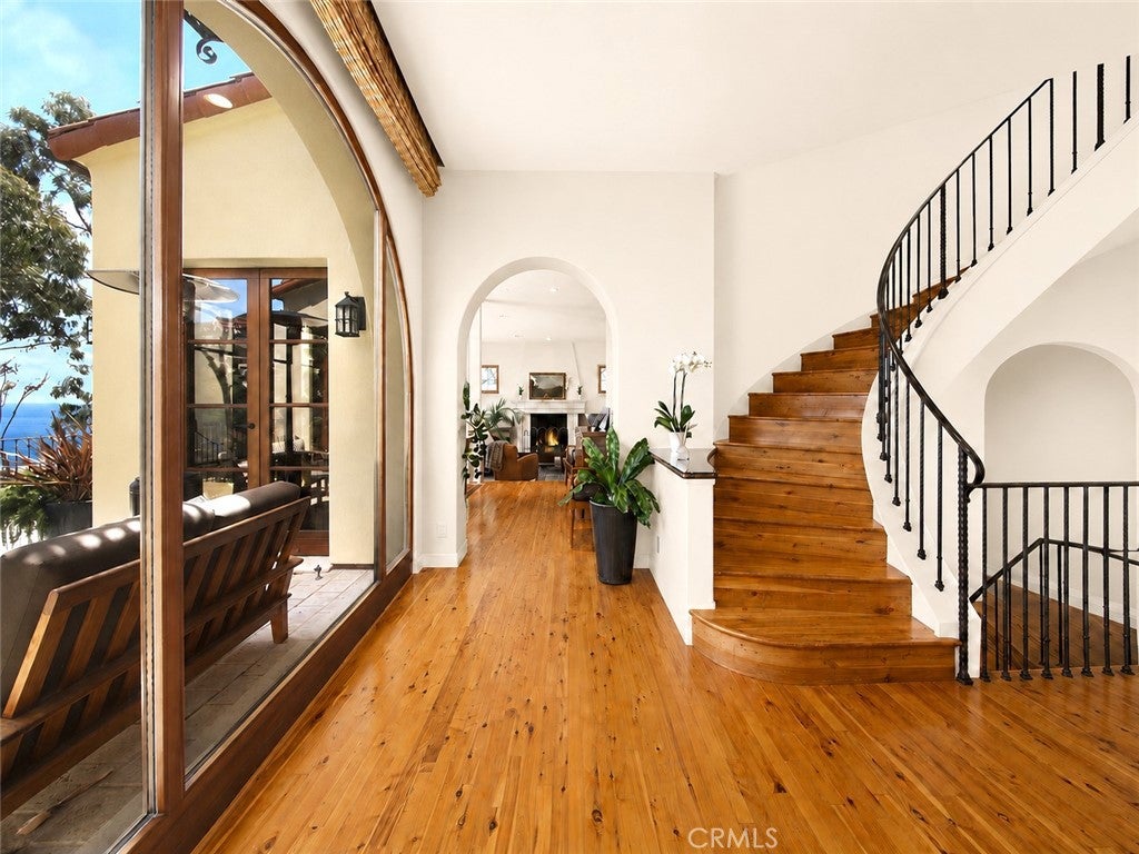 1131 Emerald Bay