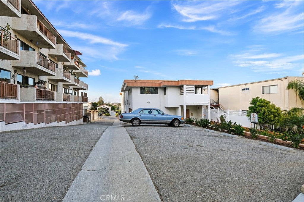 665 W 24th ST 315, San Pedro CA 90731