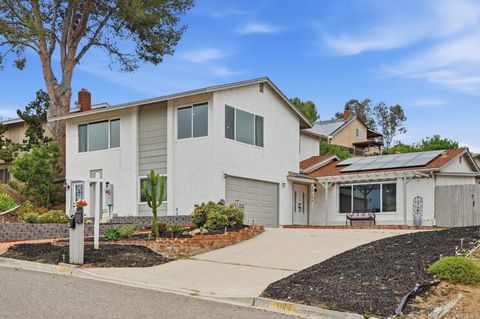 Photo of 13104 Lakeview Granada Drive, Lakeside, CA 92040 (MLS # NDP2604704)