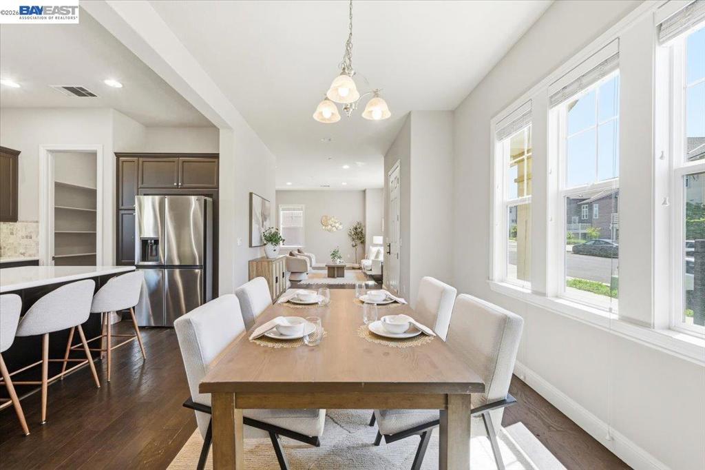 4360 Panorama Dr