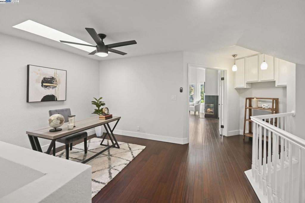 CANYON LAKES - Residential