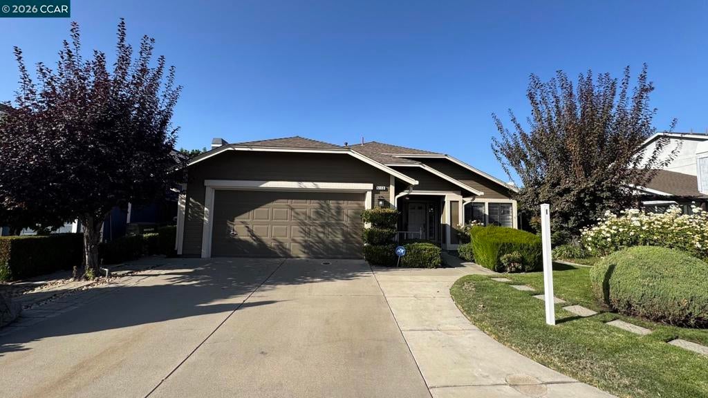 5113 Castlemaine Drive