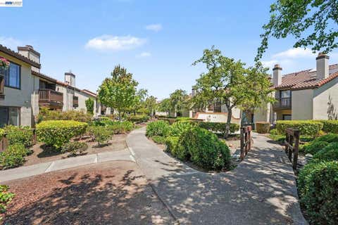 Photo of 14374 Outrigger Dr, San Leandro, CA 94577 (MLS # 41143916)
