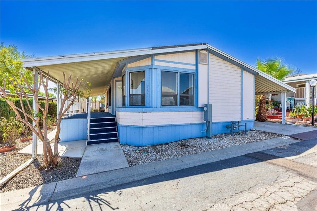 27701 Murrieta 262