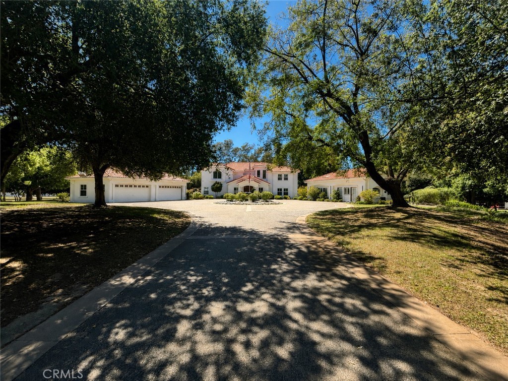 37626 Avenida La Cresta