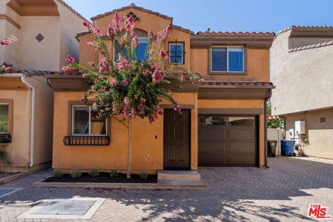 Photo of 14548 Evan Way, Van Nuys, CA 91411 (MLS # 26883683)