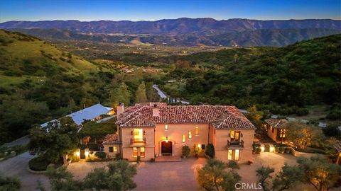 2835 Hermitage Road Ojai CA 93023