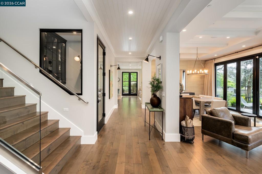 401 Legacy Dr