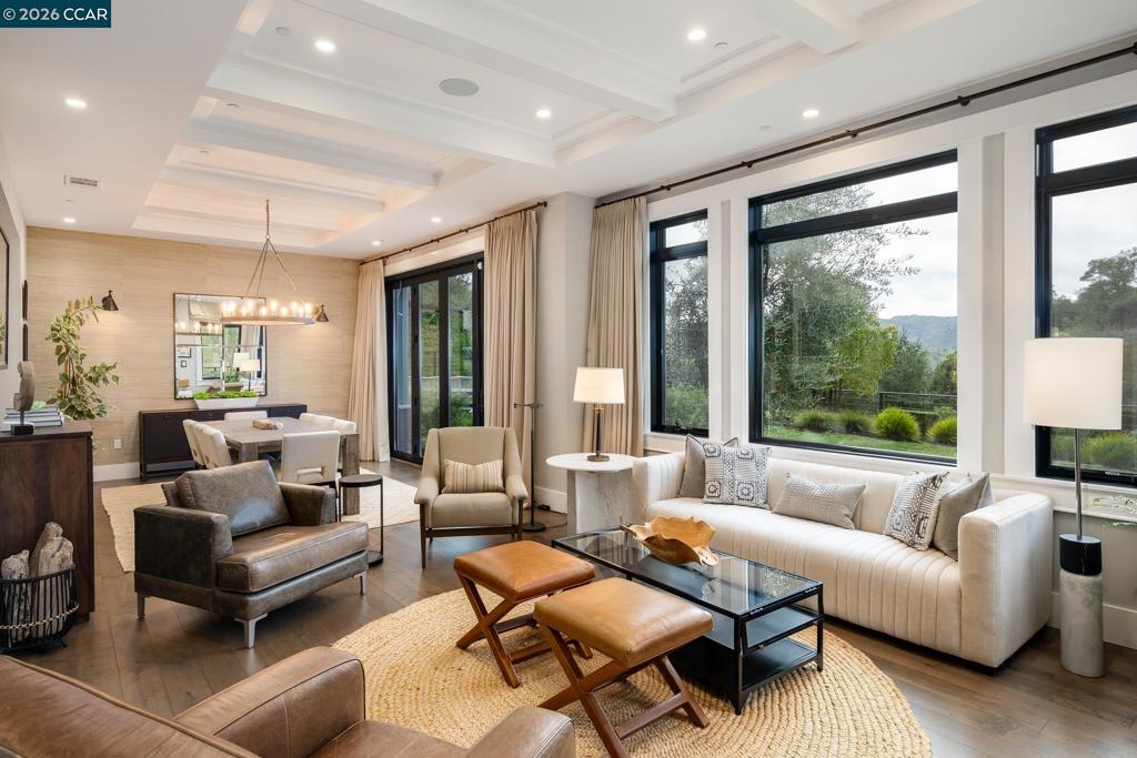 401 Legacy Dr