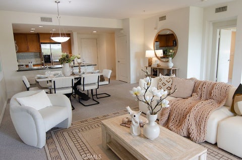 Photo of 931 E Walnut Street #316, Pasadena, CA 91106 (MLS # AR26175781)