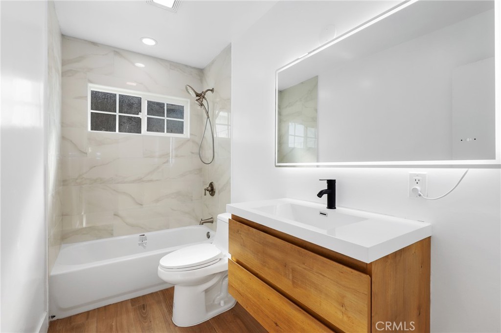 Henniger Park - Residential Income