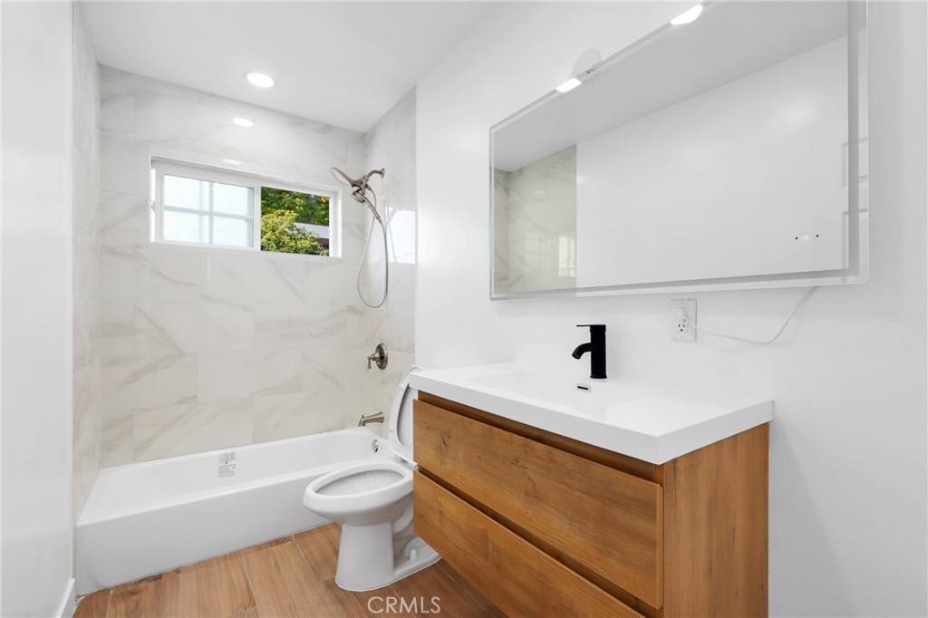 Henniger Park - Residential Income