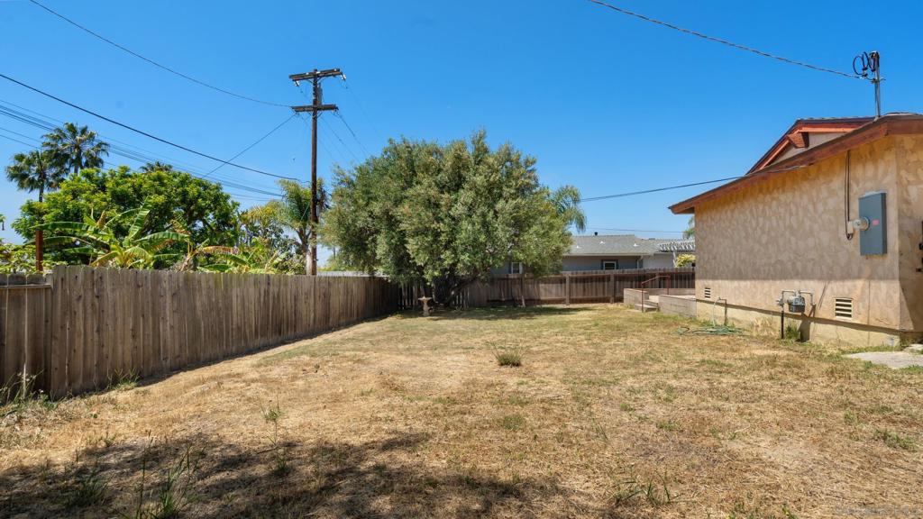 1161 Turquoise St