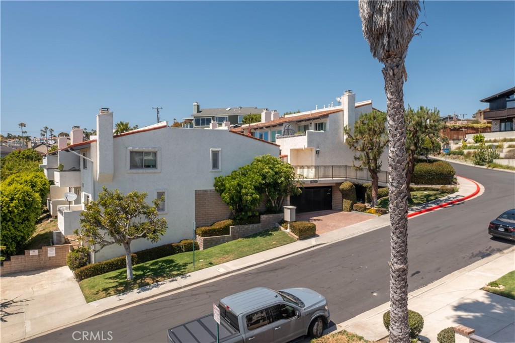 33901 Mariana Drive 10