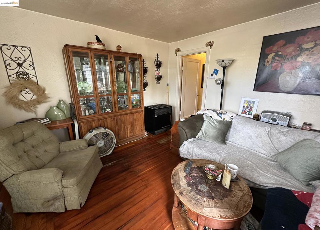VALLEJO HILLS - Residential Income