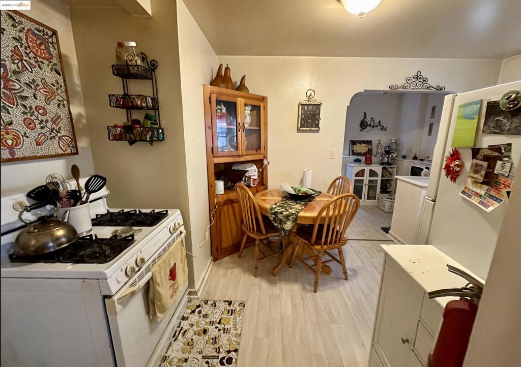 VALLEJO HILLS - Residential Income