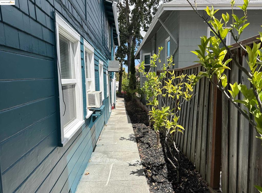 VALLEJO HILLS - Residential Income