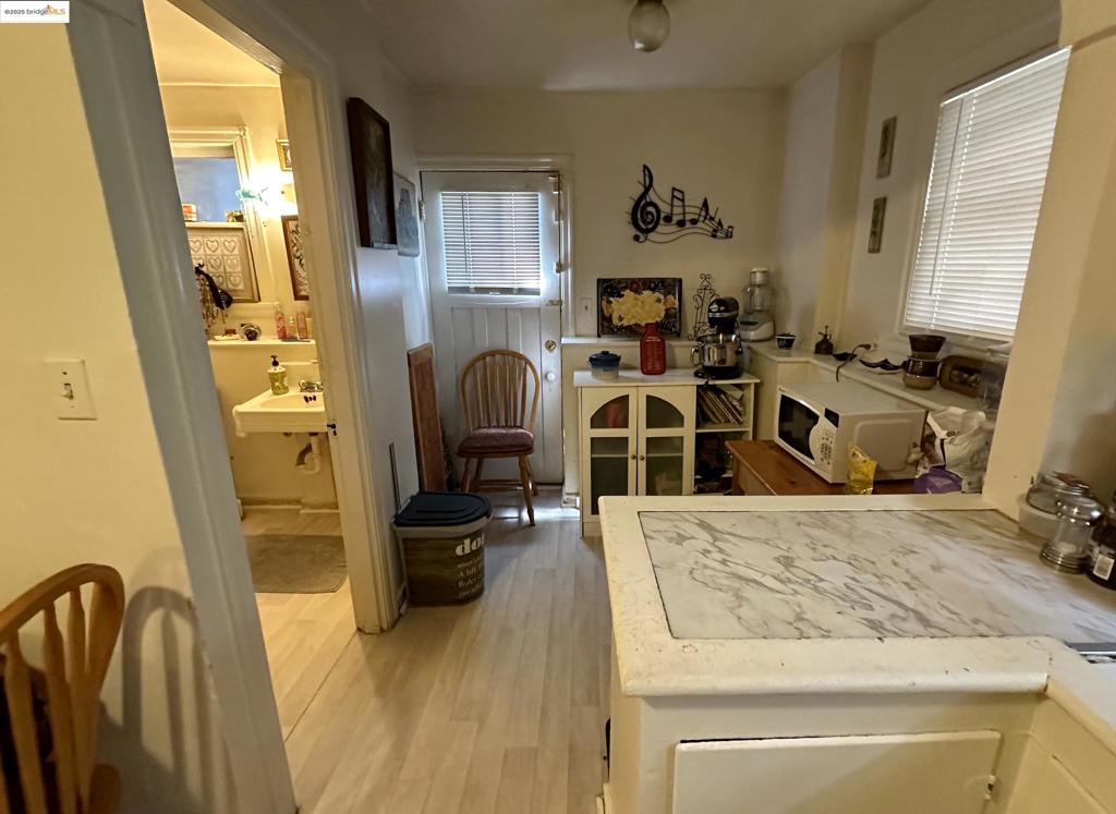 VALLEJO HILLS - Residential Income
