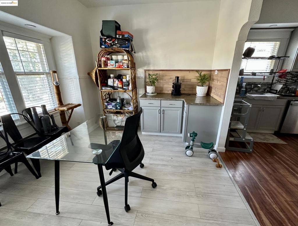 VALLEJO HILLS - Residential Income