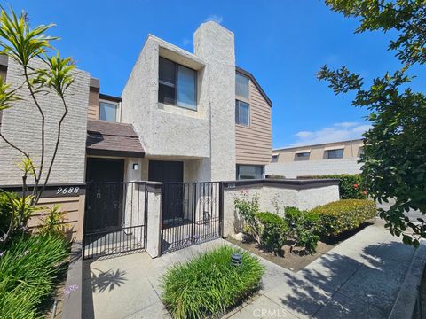 9690 Walker Court 31 Cypress CA 90630