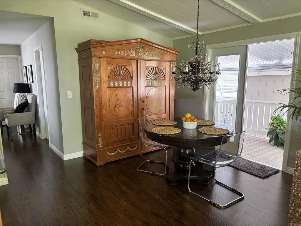 7234 Santa Barbara 319