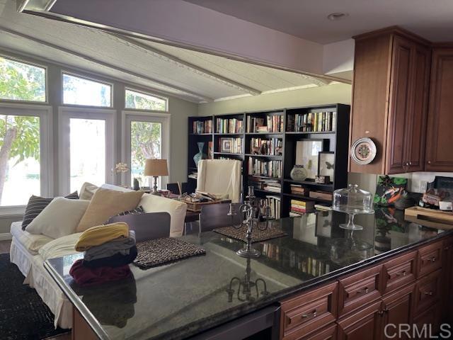 7234 Santa Barbara 319