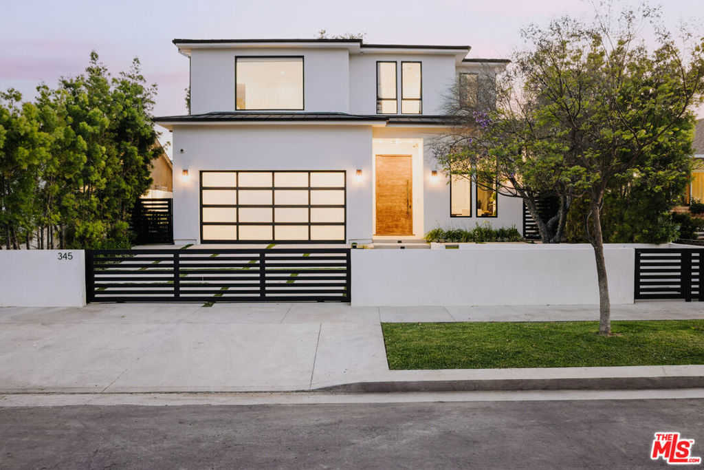 345 N Vista Street