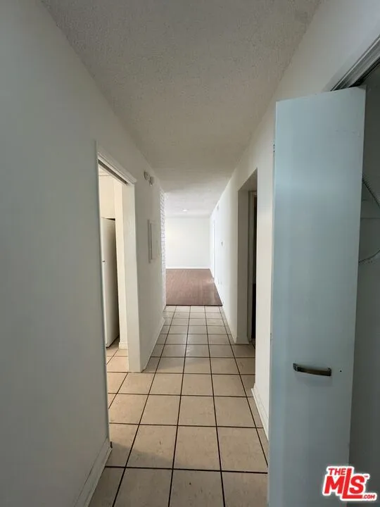 Beverly Hills, California 90211, United States, 3 Bedrooms Bedrooms, ,2 BathroomsBathrooms,Residential,Active,93958