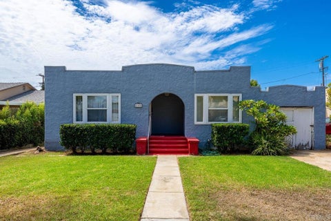 Photo of 112 Jefferson Ave AVE, Chula Vista, CA 91910 (MLS # PTP2607176)