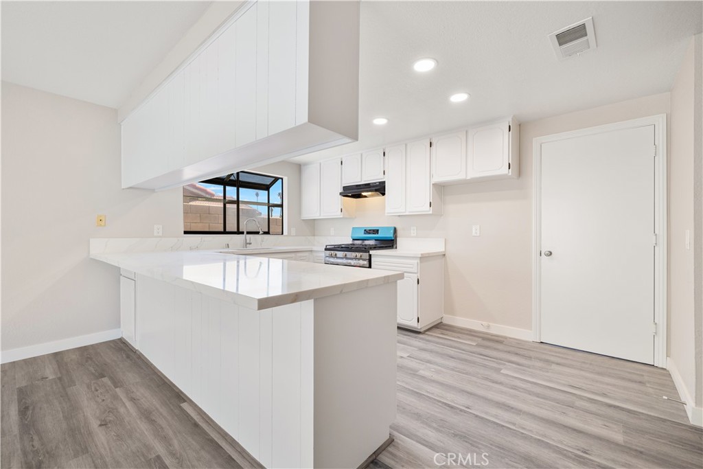 27505 Ventura Drive