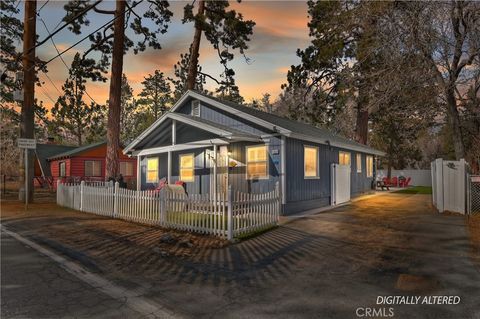 Photo of 44634 Barton Ln, Sugarloaf, CA 92386 (MLS # IG26031431)