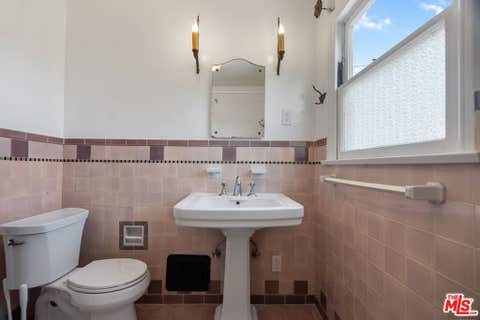 Tiny photo for 848 17th Street, Santa Monica, CA 90403 (MLS # 26862113)
