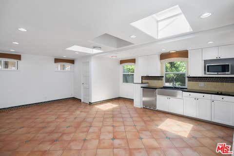 Tiny photo for 848 17th Street, Santa Monica, CA 90403 (MLS # 26862113)