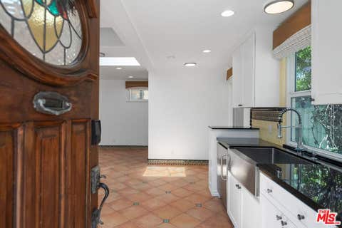 Tiny photo for 848 17th Street, Santa Monica, CA 90403 (MLS # 26862113)