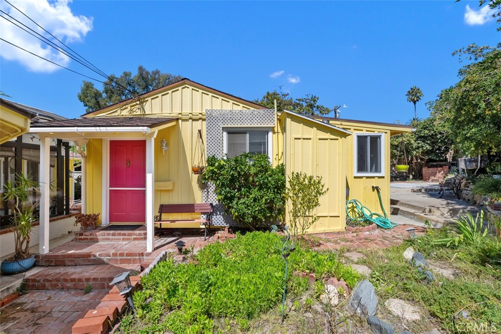 Embrace the quintessential coastal lifestyle in this detached ADU, just blocks from Oak Street Beach and the lively HIP District filled with boutiques, galleries, and cafés.
This charming hideaway offers its own private outdoor sanctuary, convenient driveway access, and both carport and driveway parking—rare amenities in Laguna. Inside, the thoughtful layout makes the most of every square foot, creating a space that’s equally perfect for relaxed beach living or an inspiring home office.
Enjoy effortless walkability to beaches, neighborhood parks, and scenic trails while savoring the privacy of a stand-alone residence. This exceptional ADU provides a unique opportunity to experience Laguna Beach’s natural beauty and relaxed elegance—where every day feels like a vacation.