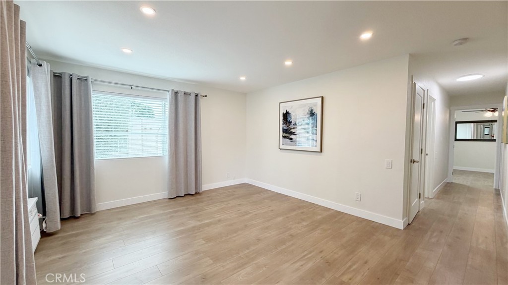 Cinnamon Tree Condominiums (CNTC) - Residential