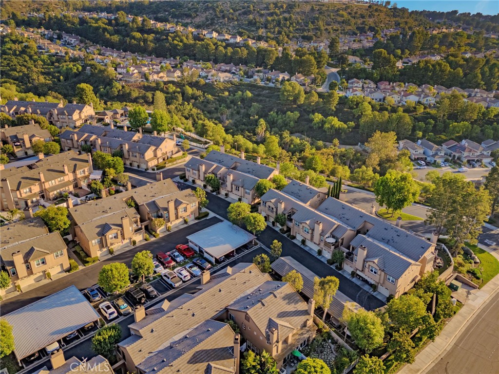 Summit Court (SMCT) - Residential