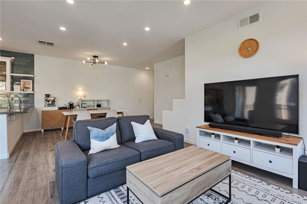 Summit Court (SMCT) - Residential