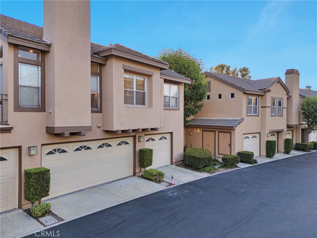 Summit Court (SMCT) - Residential
