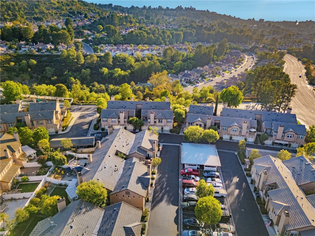 Summit Court (SMCT) - Residential