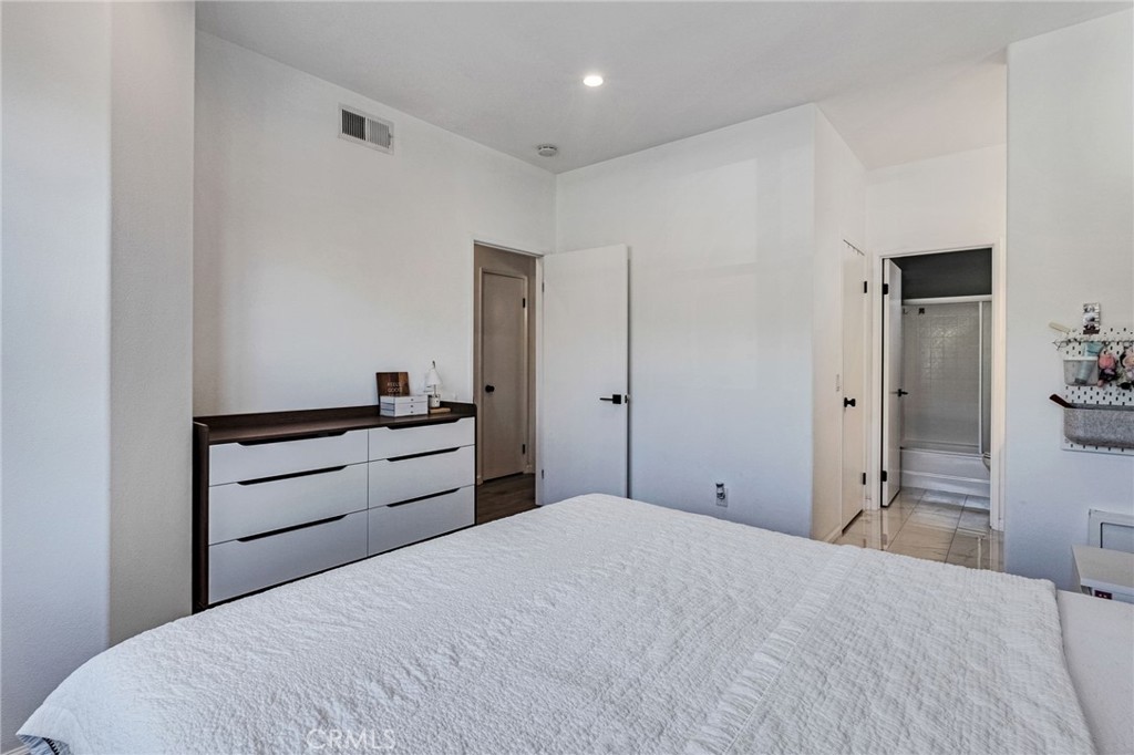 Summit Court (SMCT) - Residential