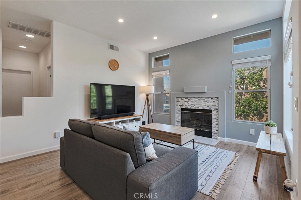 Summit Court (SMCT) - Residential