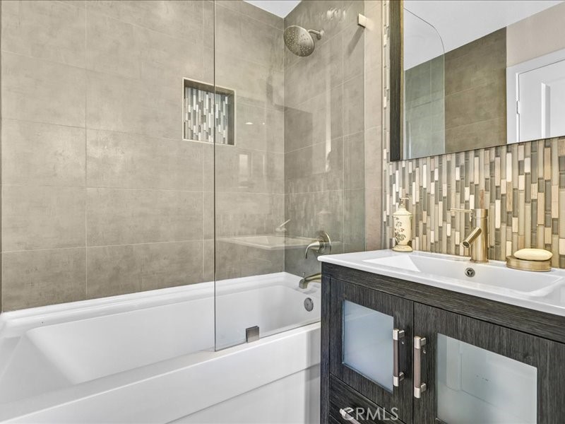 Custom - Residential Income