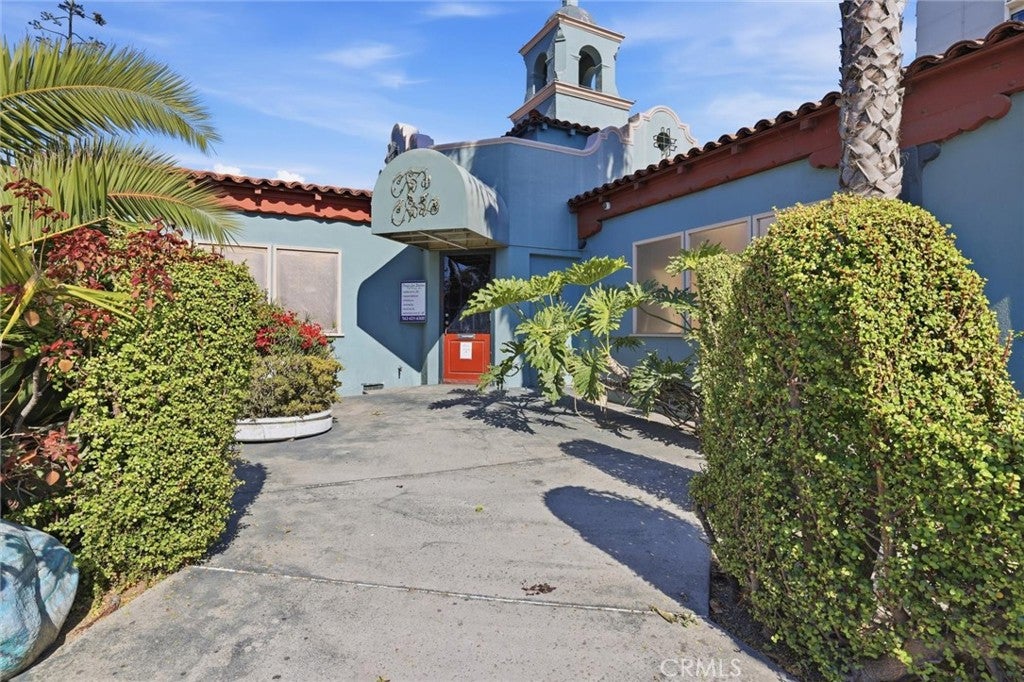 782 Pacific Avenue