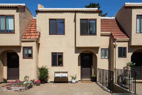 Photo of 229 E Bellevue Avenue #9, San Mateo, CA 94401 (MLS # ML82057694)