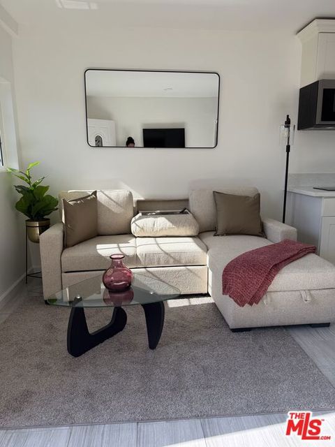 Photo of 602 602.5 N Maple Drive #602.5, Beverly Hills, CA 90210 (MLS # 26654899)