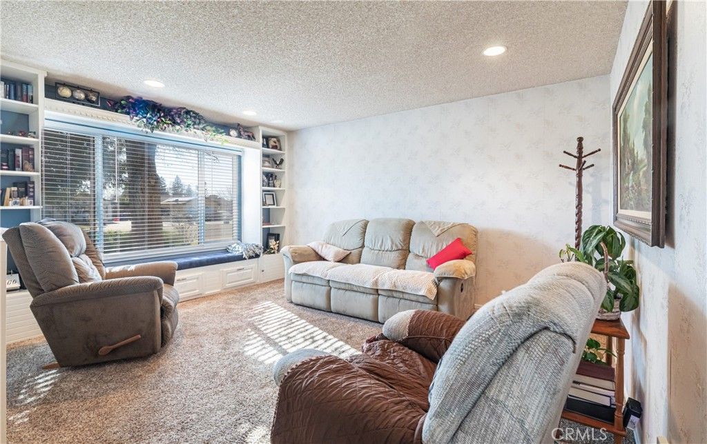 Photo of 1707 Gettysburg Ave, Clovis, CA 93611 (MLS # FR26010952)