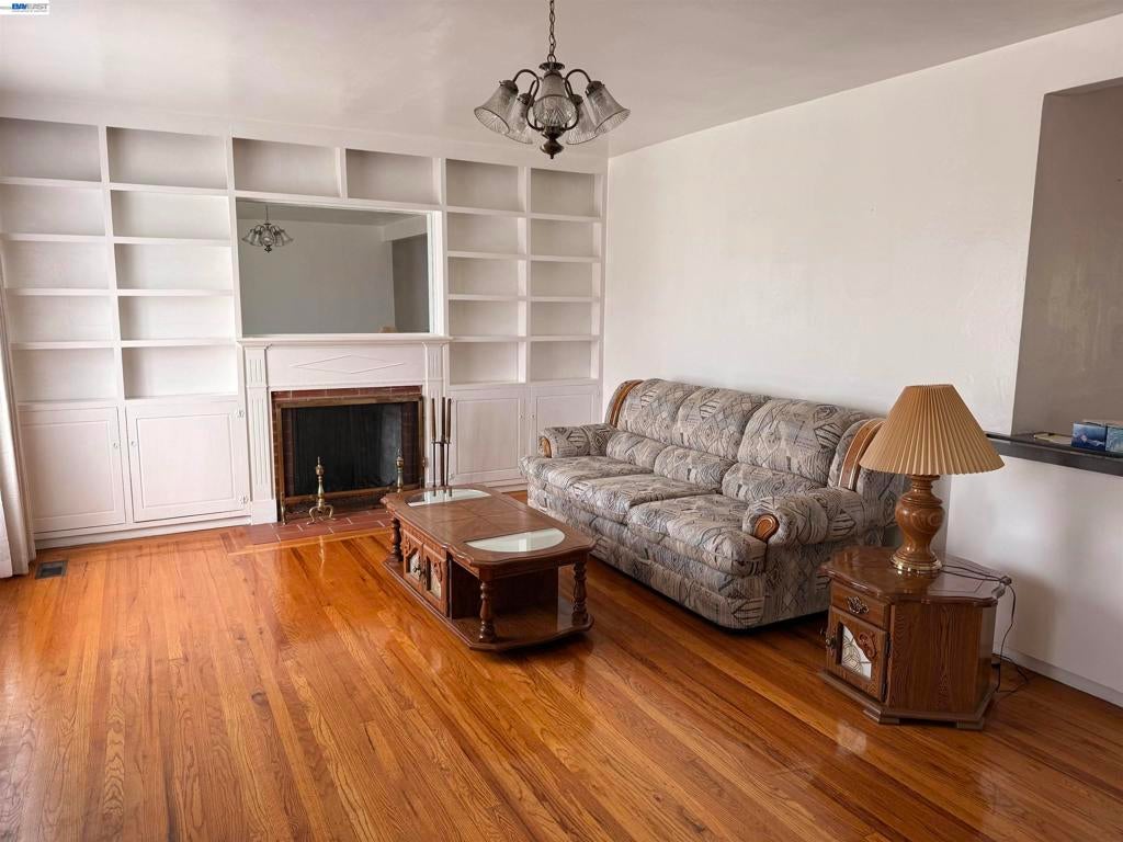 1118 Lucille St ST, San Leandro CA 94577